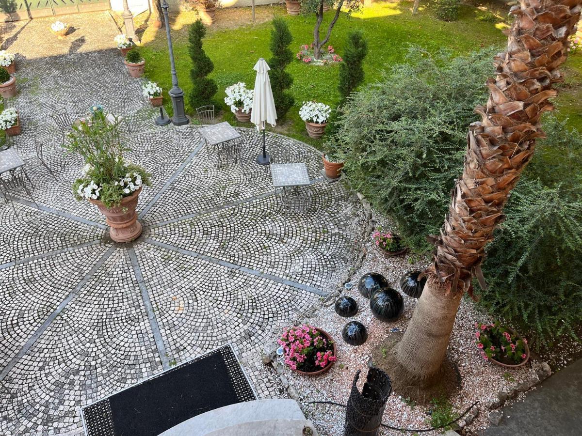 Mirosa Bed & Breakfast *